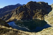 22 Lago Sucotto, il sole scioglie il ghiaccio